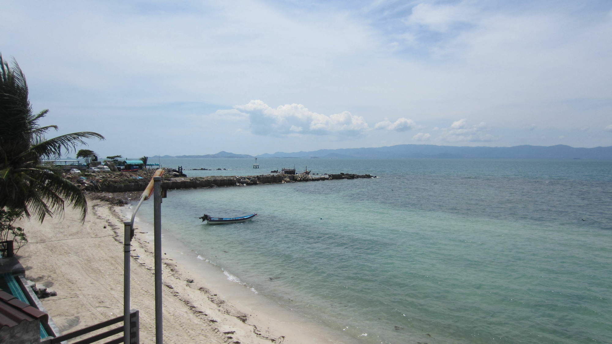Charung Beach Haad Rin Esterno foto